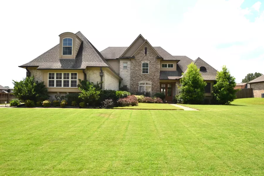 50 BURTON PL, Oakland, TN 38060