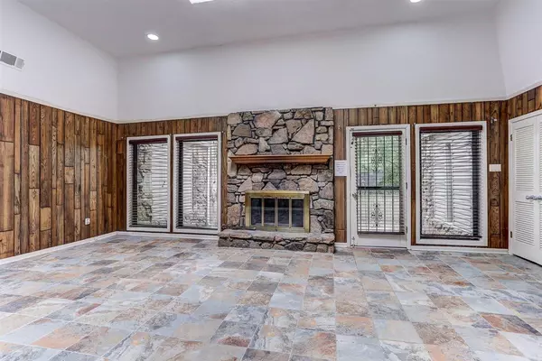 Memphis, TN 38018,8557 ERICSON CV