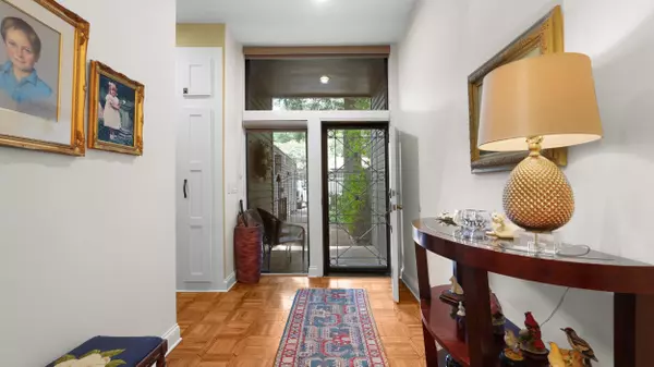 Memphis, TN 38120,725 EVENTIDE DR #34