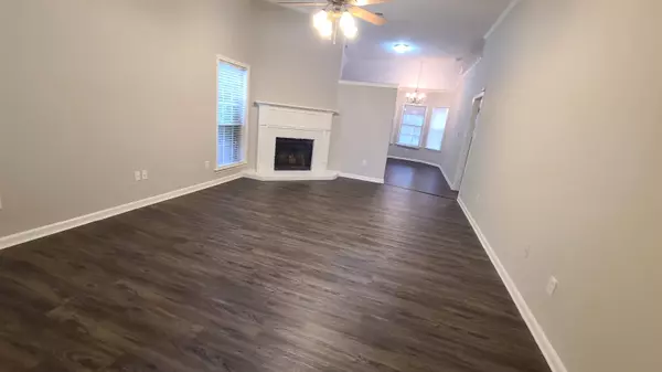 Memphis, TN 38018,8677 S ASHLEY GLEN CIR