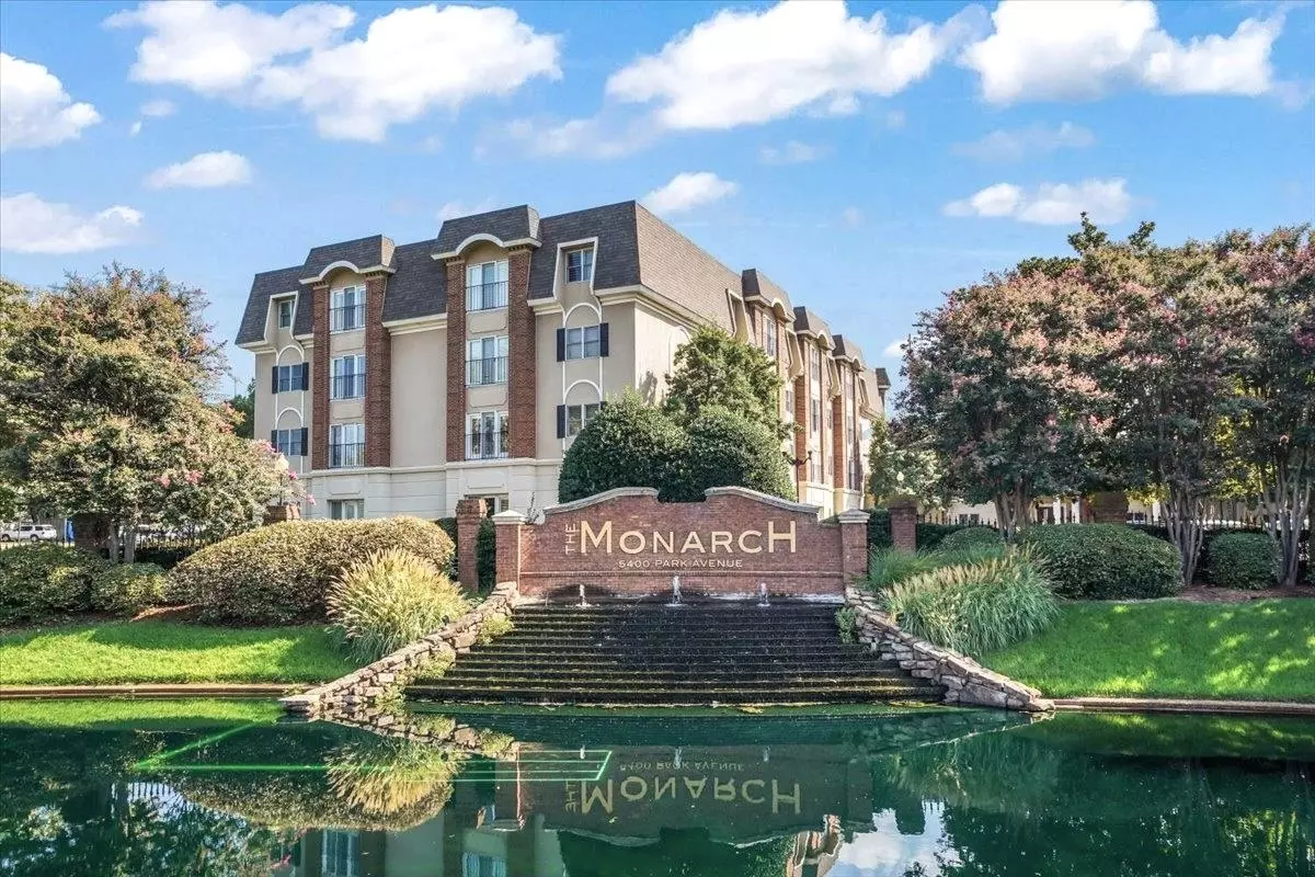 Memphis, TN 38119,5400 PARK AVE #200