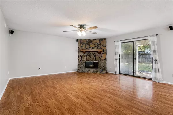 Memphis, TN 38016,8277 GLEN ROCK CV