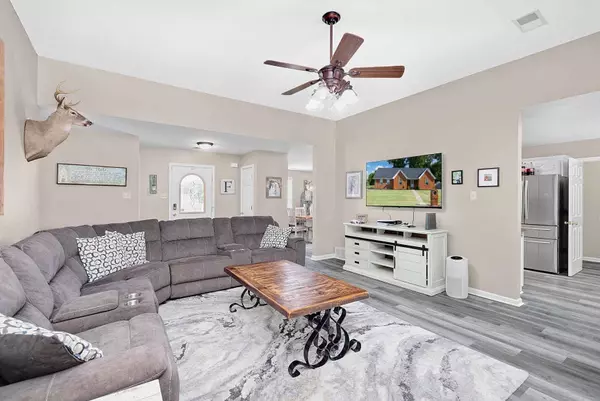 Atoka, TN 38004,156 FARMER TRL