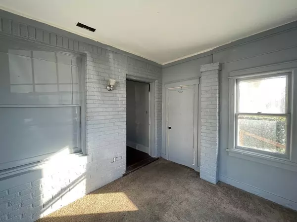 Memphis, TN 38104,1492 FAXON AVE