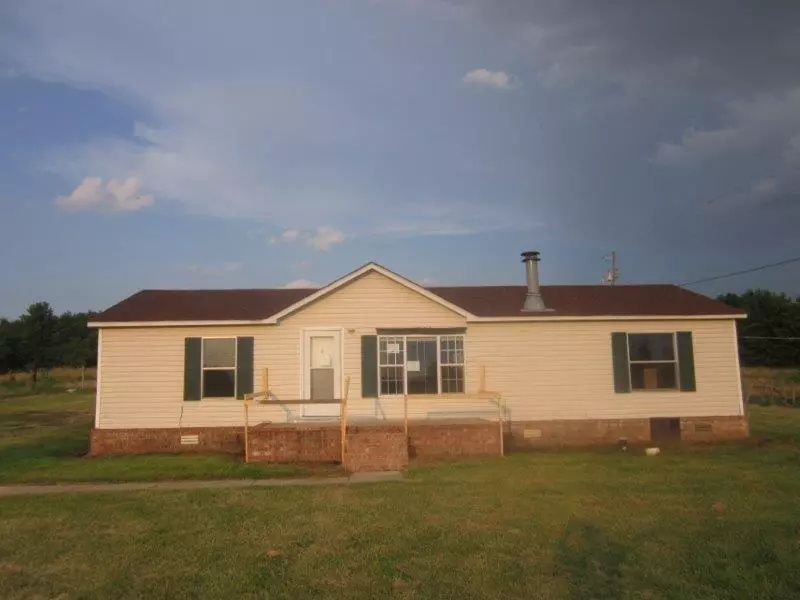 1906 SANDERS RD, Stanton, TN 38069