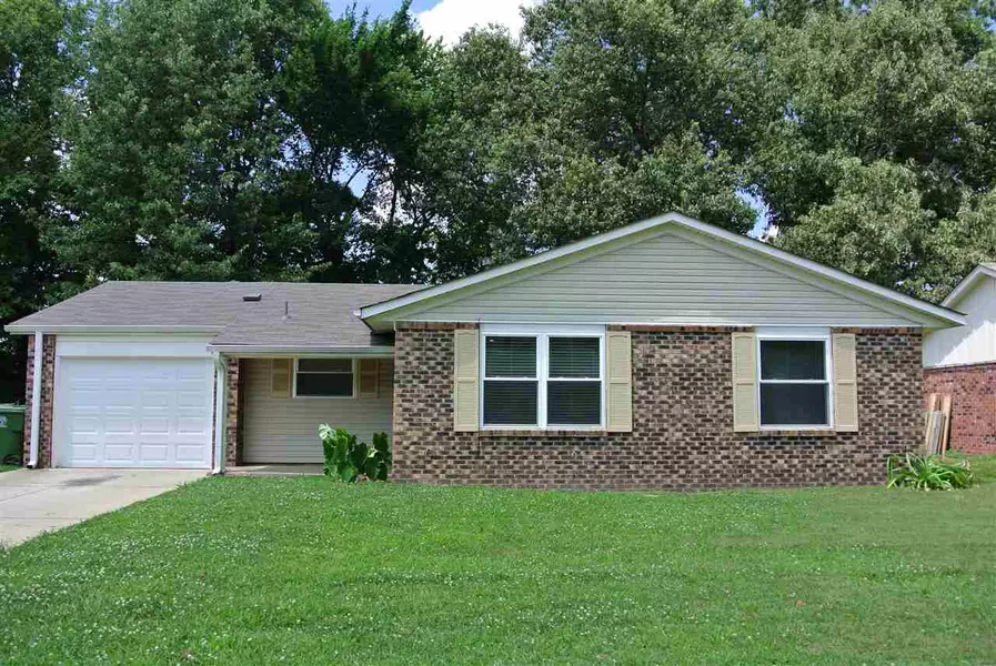 4654 VINCENT RD, Millington, TN 38053