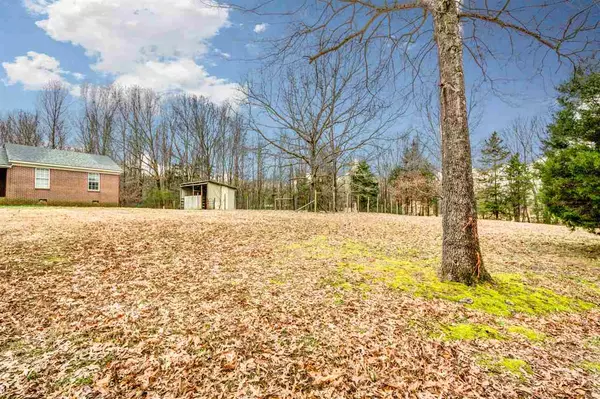 Oakland, TN 38060,350 HICKORY GROVE LOOP