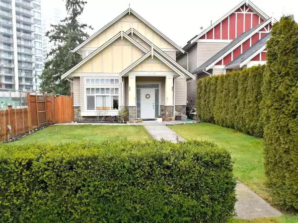 Coquitlam, BC V3J 2Y7,605 LANGSIDE AVE