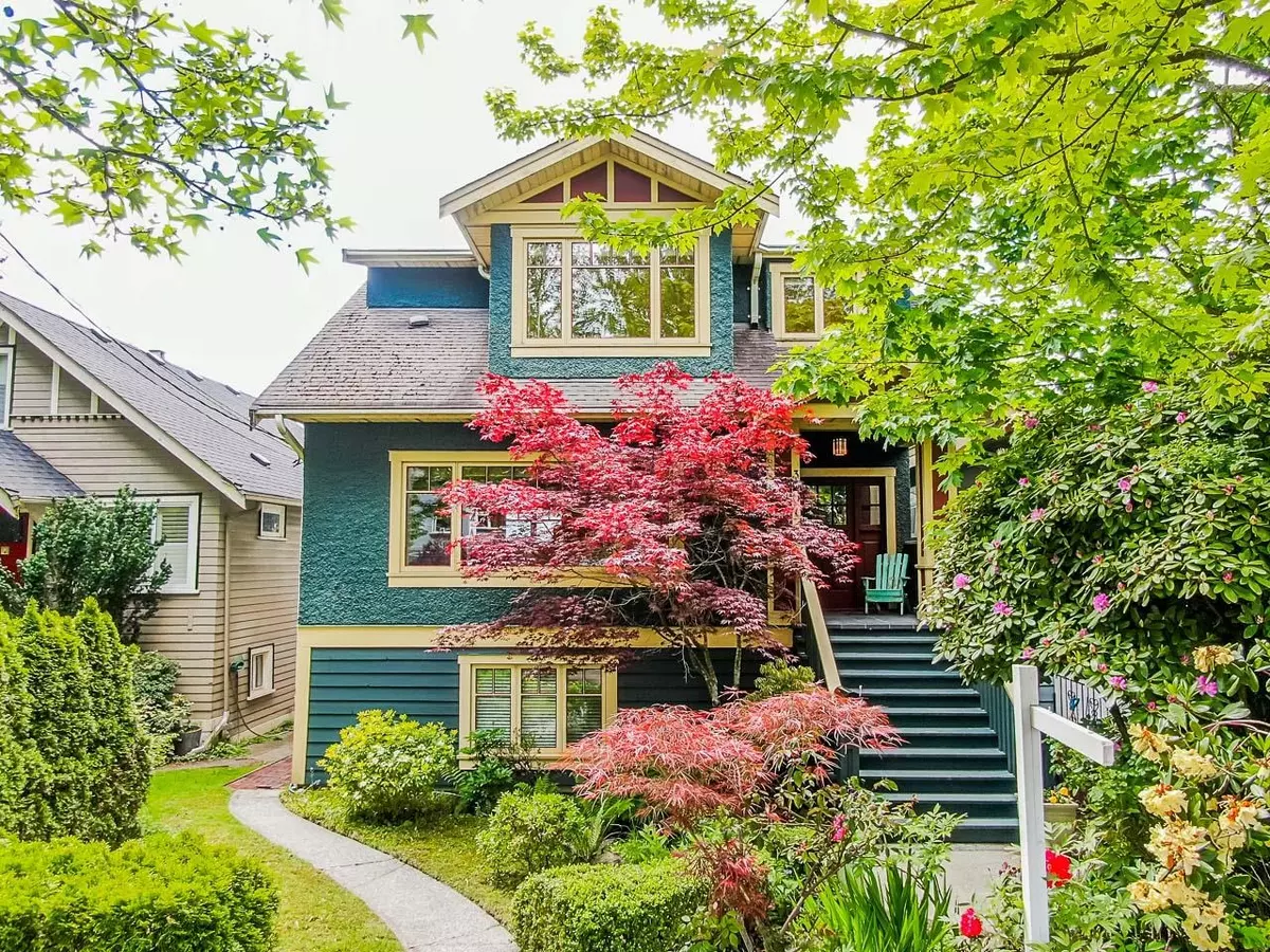 Vancouver, BC V5Z 3C1,3907 TUPPER ST