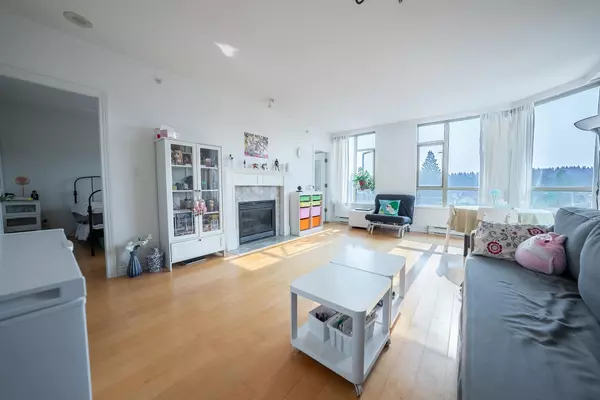 Vancouver, BC V6R 4R4,2580 TOLMIE ST #504