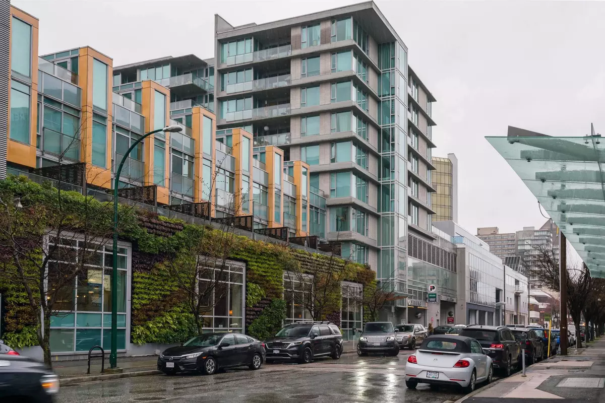 Vancouver, BC V5Z 0A9,522 W 8TH AVE #408