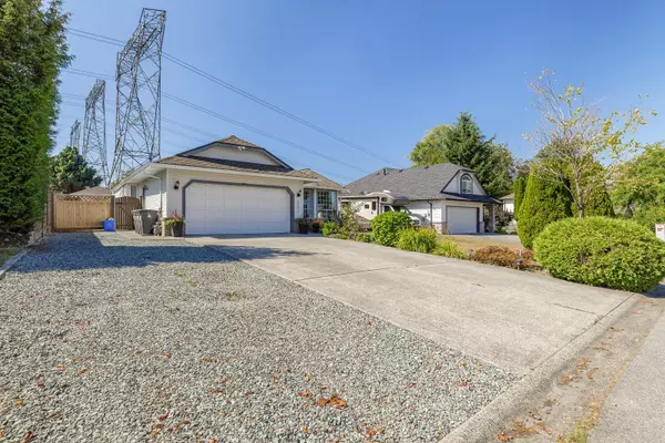 Surrey, BC V3S 7T5,18172 CLAYTONWOOD CRES