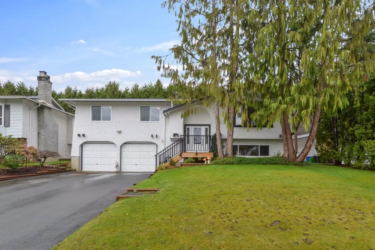 Langley, BC V3A 5T6,20394 49A AVE