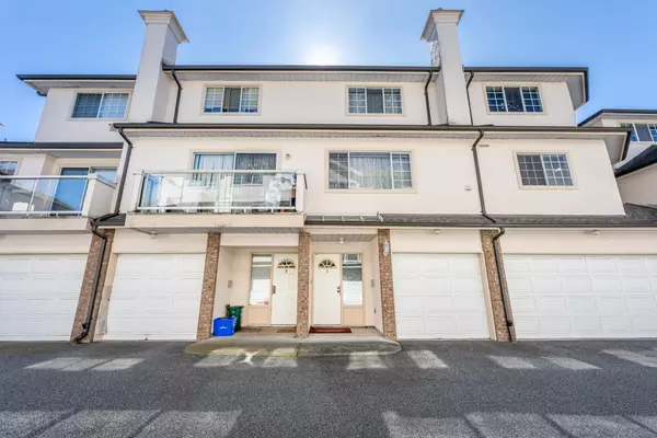 Richmond, BC V6Y 1N7,8700 BENNETT RD #8