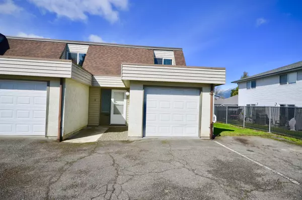 Chilliwack, BC V2P 5S9,9299 WOODBINE ST #10