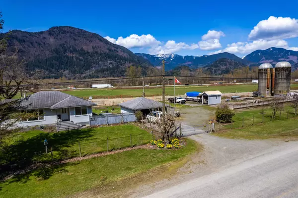 Laidlaw, BC V0X 1L2,58411 LAIDLAW RD