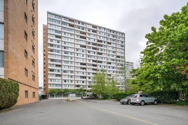 Richmond, BC V6Y 1Z1,6631 MINORU BLVD #310