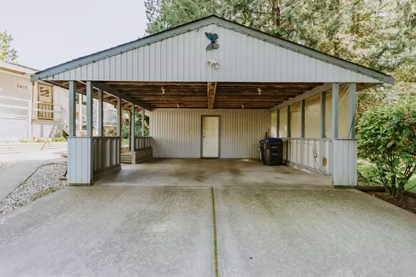 Sechelt, BC V7Z 0L3,5427 BOXWOOD RD