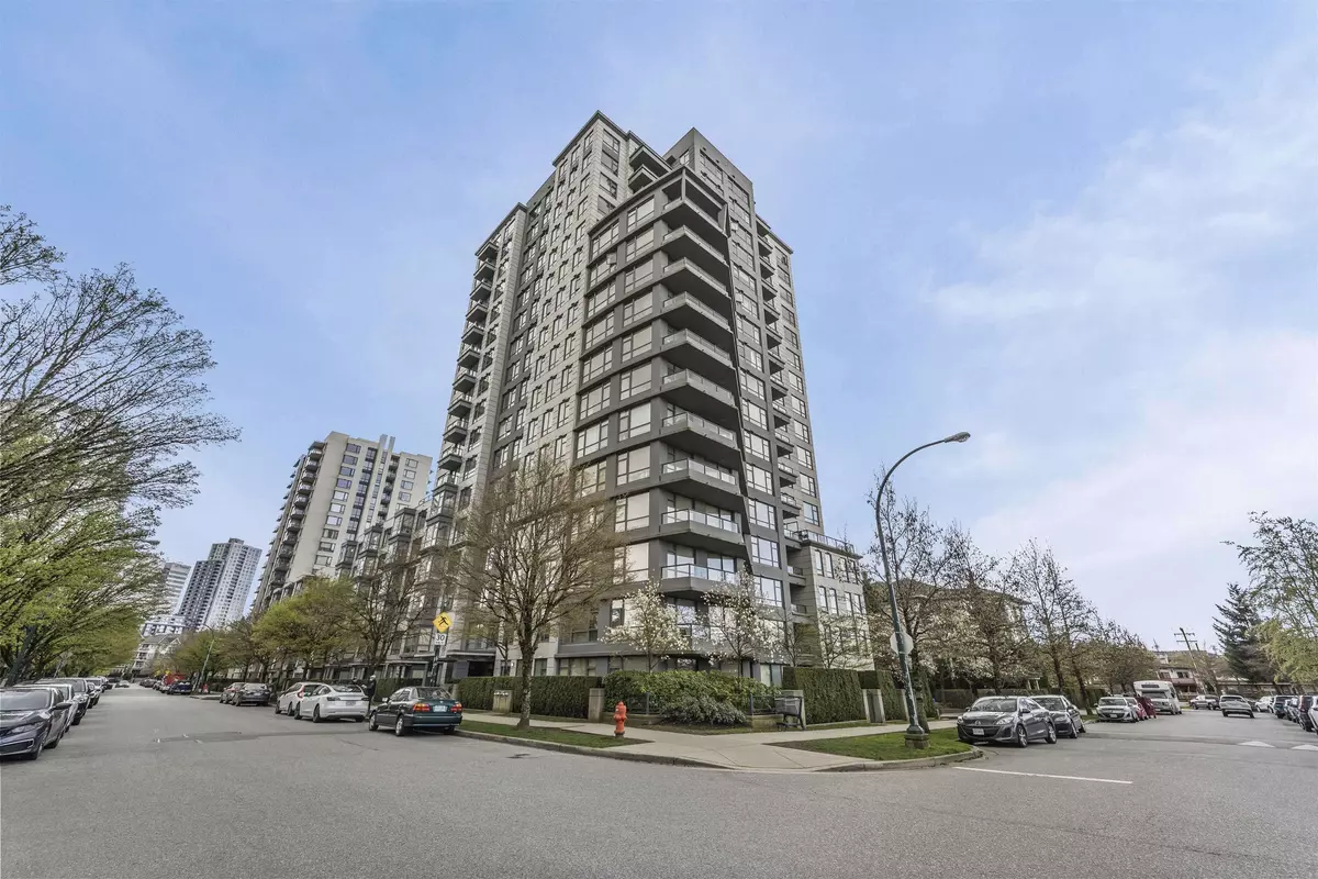 Vancouver, BC V5R 6G9,3520 CROWLEY DR #1710