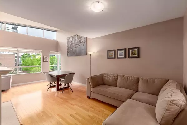 Vancouver, BC V6H 1A7,1388 W 6TH AVE #24