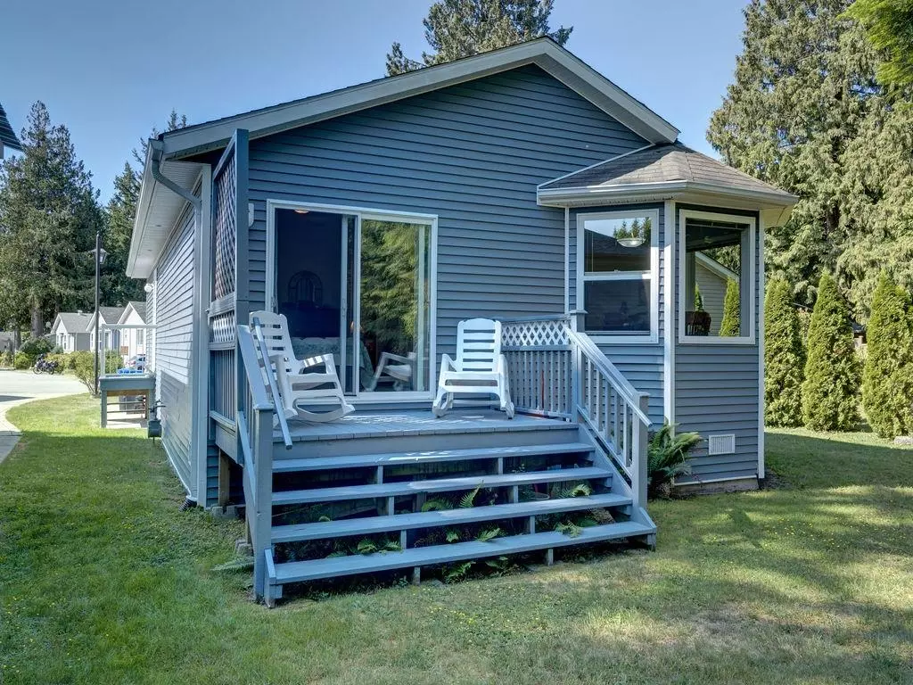 Sechelt, BC V7Z 0T5,4510 SUNSHINE COAST HWY #111