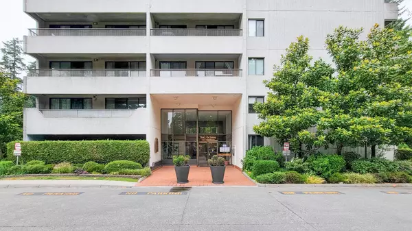 Burnaby, BC V5H 4C9,4134 MAYWOOD ST #207