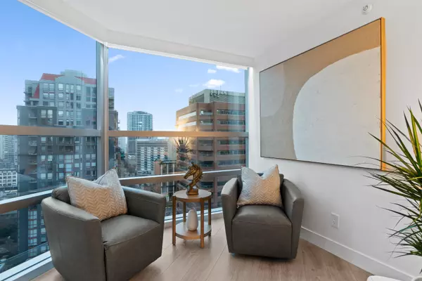 Vancouver, BC V6Z 2S3,1050 BURRARD ST #1210