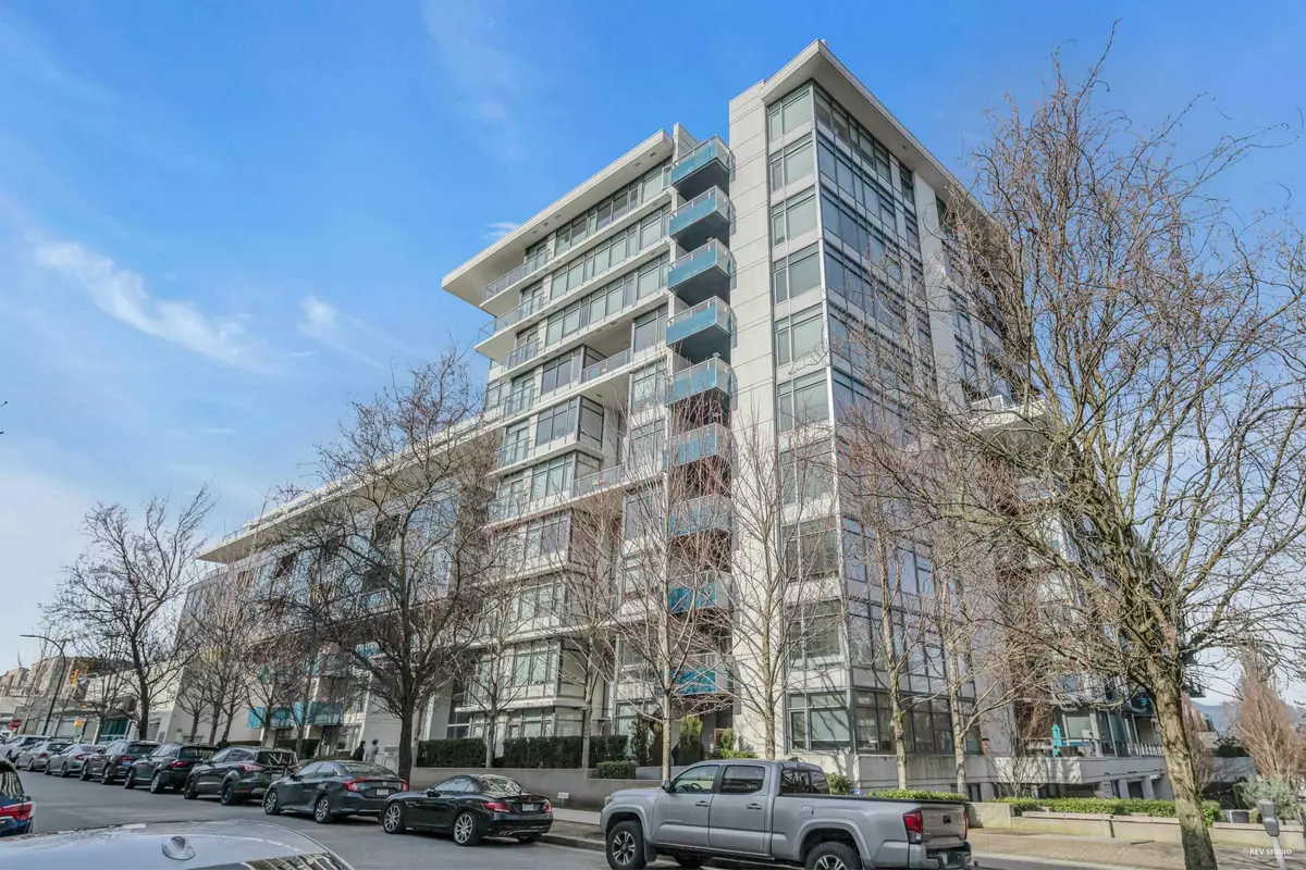 Vancouver, BC V6J 0E5,1777 W 7TH AVE #231