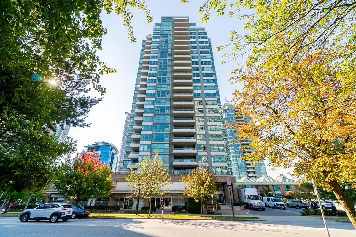 Burnaby, BC V5C 6R3,4380 HALIFAX ST #1302