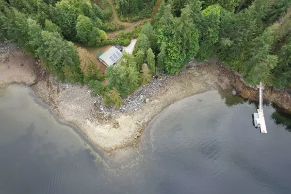 Nelson Island, BC V0N 1S0,130 E HARDY RD