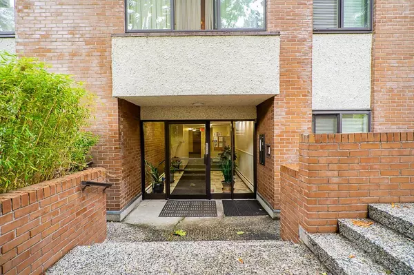 Vancouver, BC V5T 4H1,391 E 7TH AVE #304