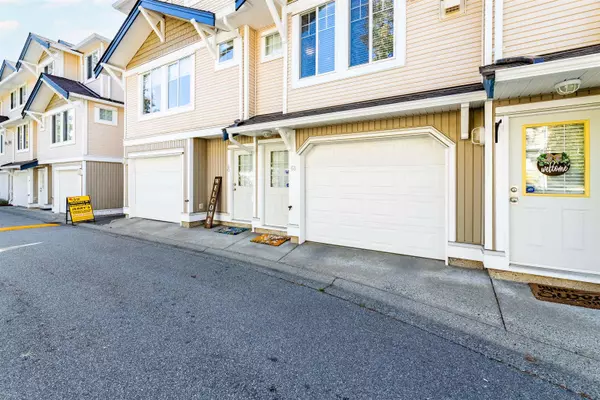 Surrey, BC V3W 1M5,6533 121 ST #61