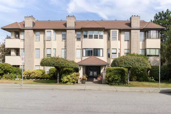 White Rock, BC V4B 4C3,1488 MERKLIN ST #203