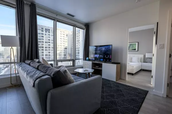 Vancouver, BC V6Z 2S1,989 NELSON ST #909