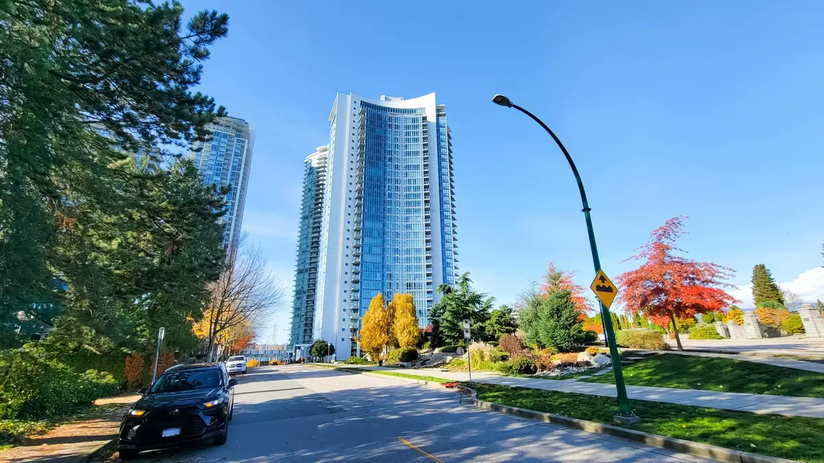 Burnaby, BC V5C 0H9,4189 HALIFAX ST #1502