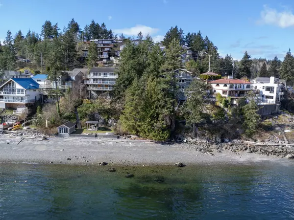 Gibsons, BC V0N 1V8,LOT 17 SKYLINE DR