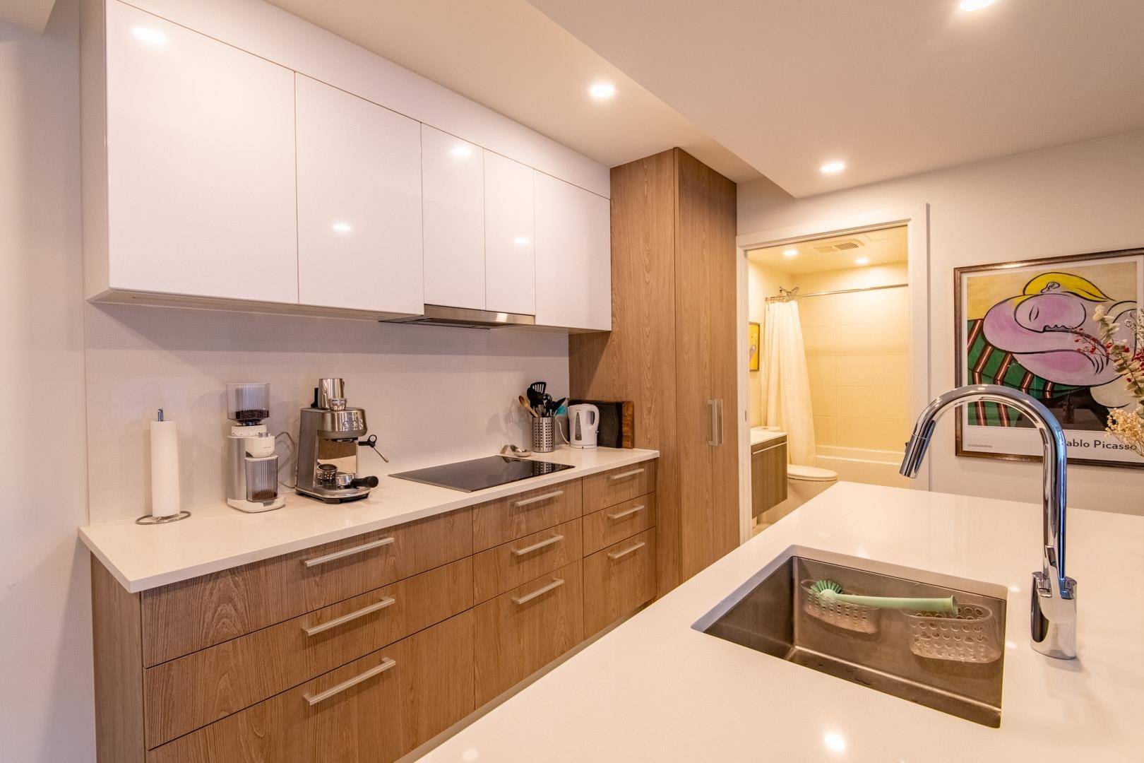 Vancouver, BC V5T 0H6,285 E 10TH AVE #601