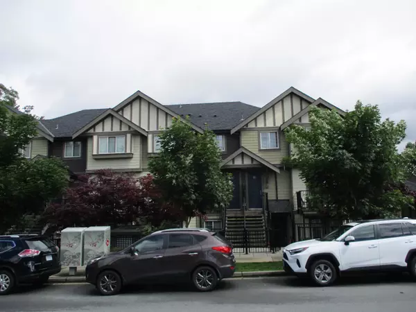 Burnaby, BC V5G 0C2,4033 DOMINION ST #6