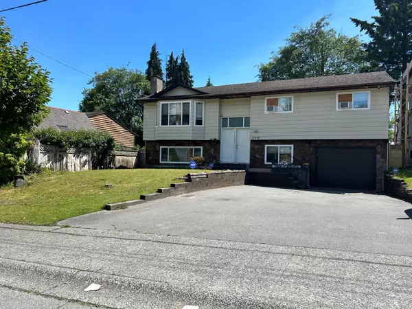 13098 95 AVE, Surrey, BC V3V 1P3