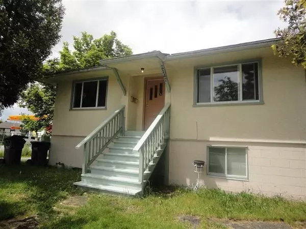 Port Coquitlam, BC V3C 3C6,2147 SHAUGHNESSY ST