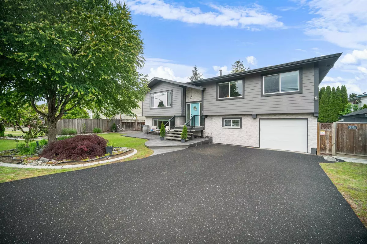 Pitt Meadows, BC V3Y 1L3,11828 BONSON RD