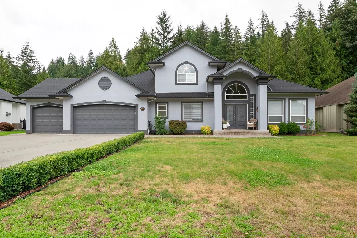 Cultus Lake, BC V2R 5R3,45625 RACHAEL PL