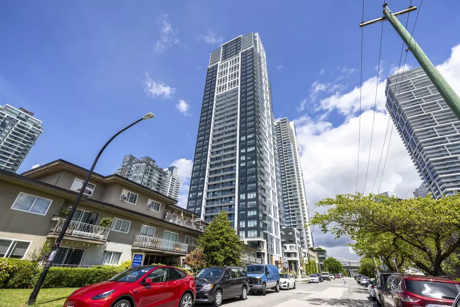 6537 TELFORD AVE #2807, Burnaby, BC V5H 0K9