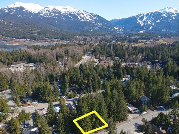 8270 MOUNTAIN VIEW DR, Whistler, BC V8E 0G5