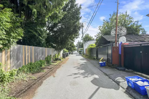 Vancouver, BC V5V 1B2,481 E 17TH AVE