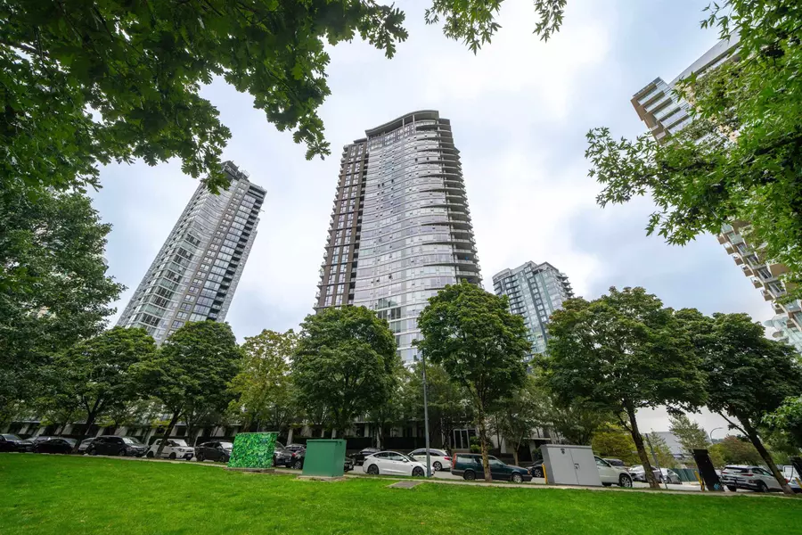 455 BEACH CRES #2802, Vancouver, BC V6Z 3E5