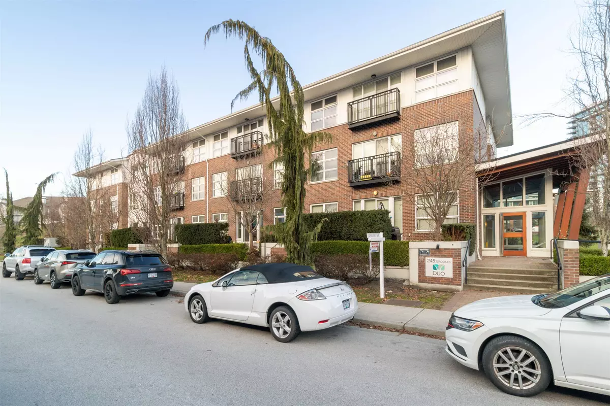 New Westminster, BC V3M 0G5,245 BROOKES ST #104