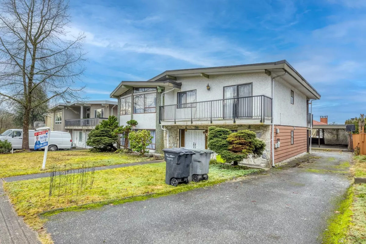 Vancouver, BC V5S 3L3,7755 BUTLER ST