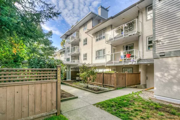 5577 SMITH AVE #106, Burnaby, BC V5H 2K7