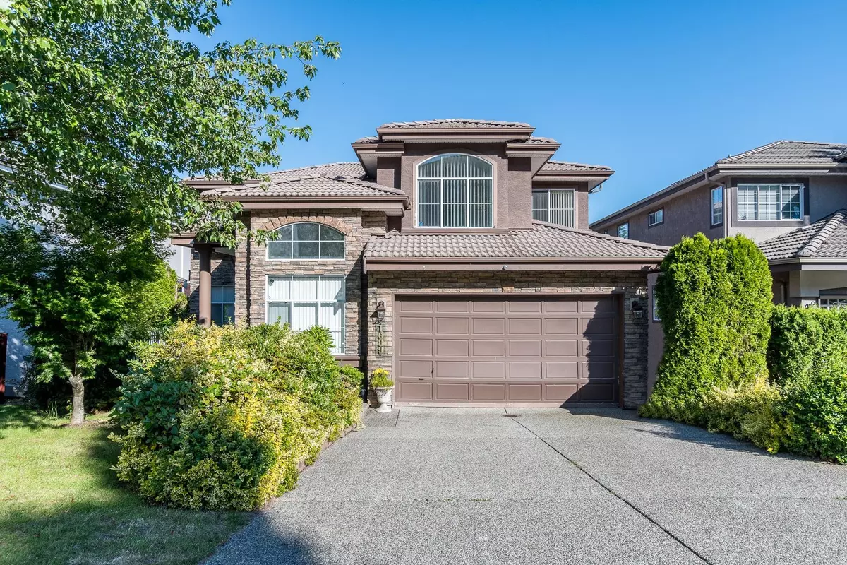 Coquitlam, BC V3E 3C6,1689 KINGFISHER CRES